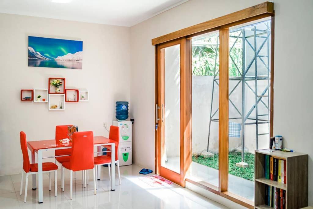הוילה בנדונג Rumah 3 Kamar Lembang, Adem, Bebas Macet מראה חיצוני תמונה