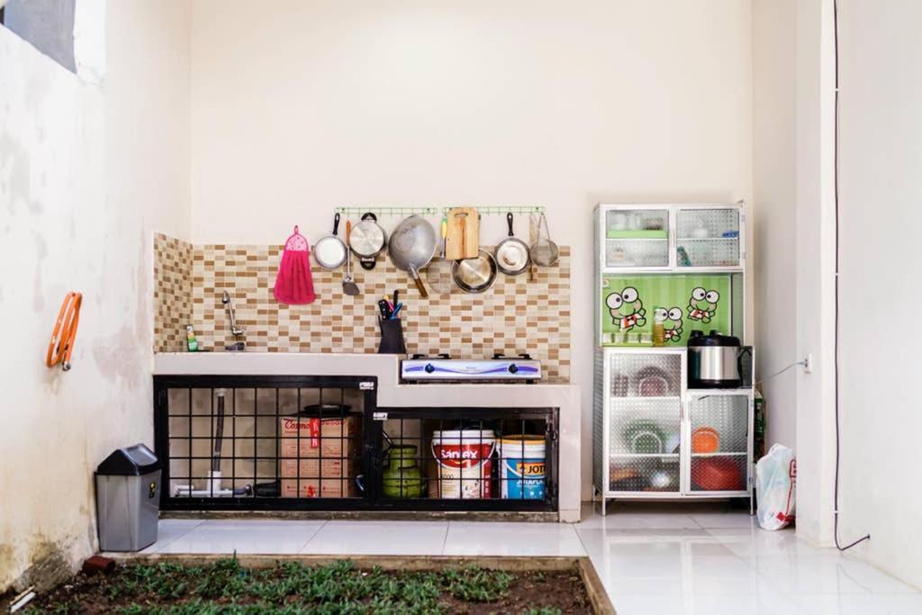 הוילה בנדונג Rumah 3 Kamar Lembang, Adem, Bebas Macet מראה חיצוני תמונה