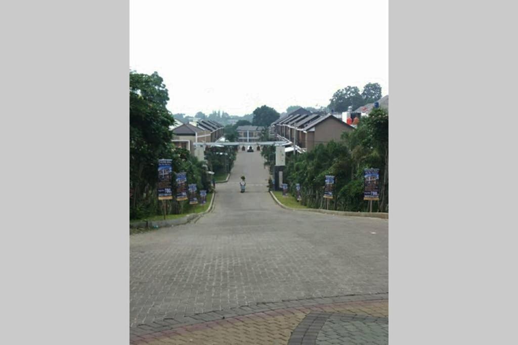 הוילה בנדונג Rumah 3 Kamar Lembang, Adem, Bebas Macet מראה חיצוני תמונה